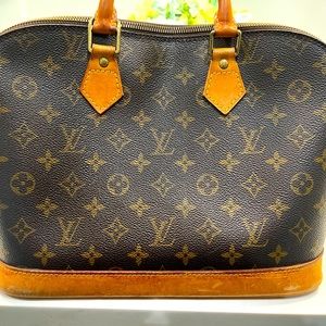 100% Authentic Louis Vuitton Alma bag